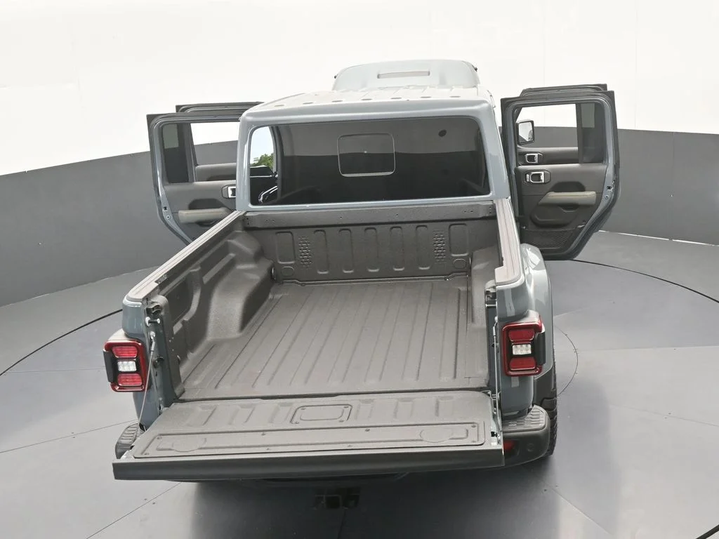 Used 2026 Anvil Clearcoat Jeep Mojave X image 74