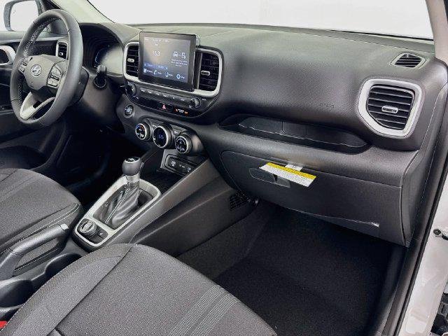 New 2026 White Hyundai SEL image 43