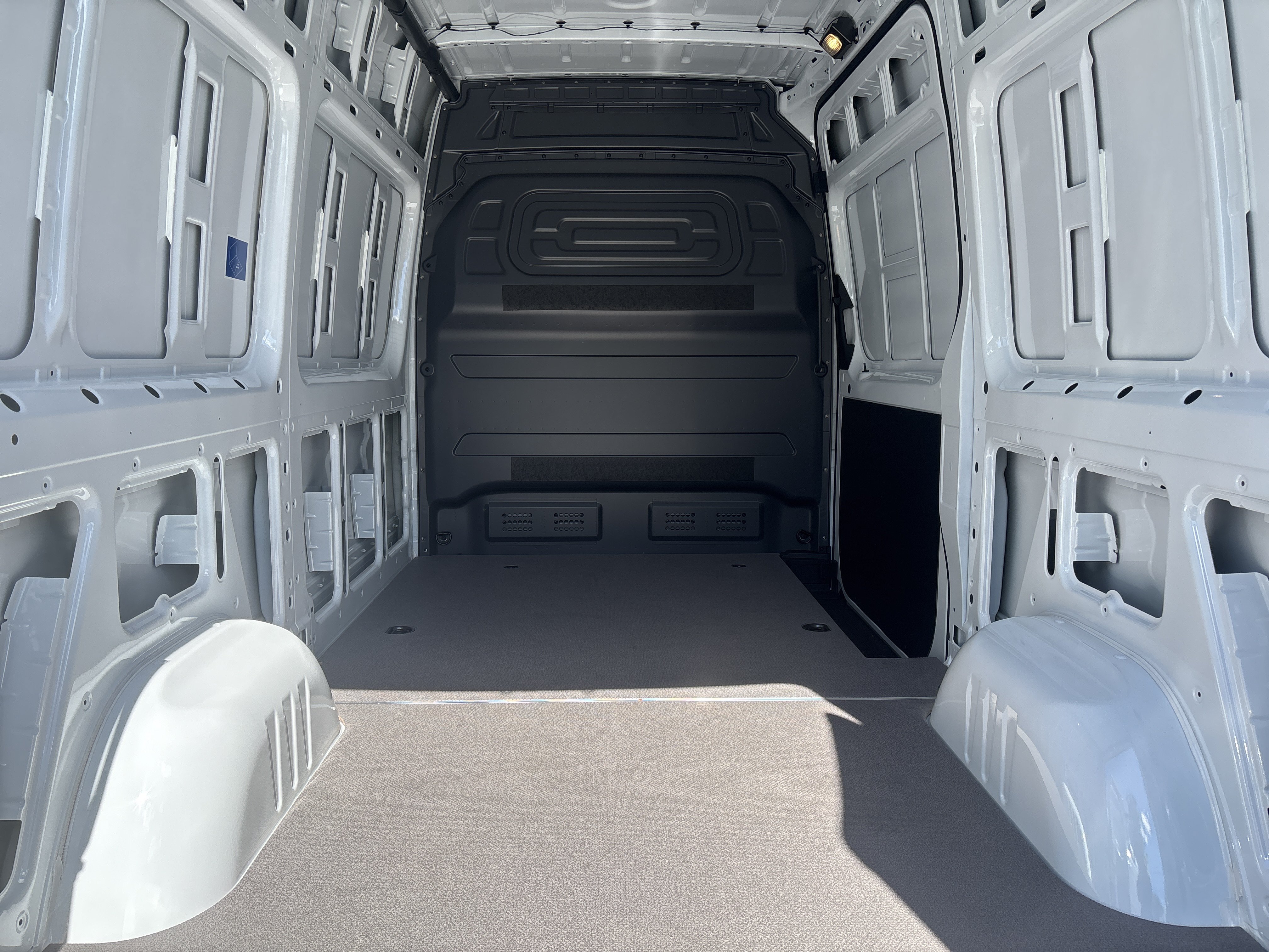 New 2026 Arctic White Mercedes-Benz  image 10