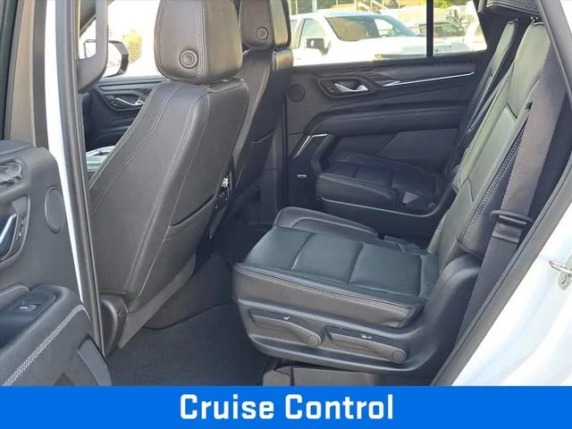 2023 GMC Yukon Denali - Photo 16