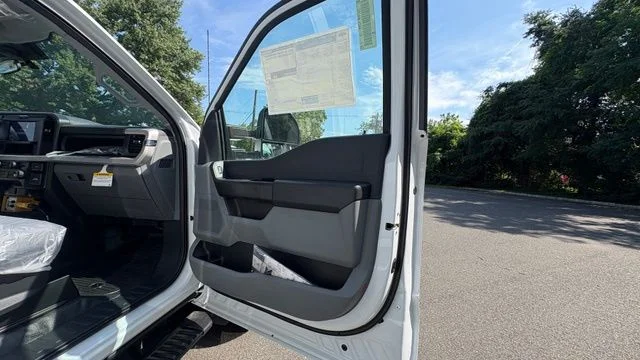 2026 Ford F-550 Super Duty Chassis Cab XL - Photo 61