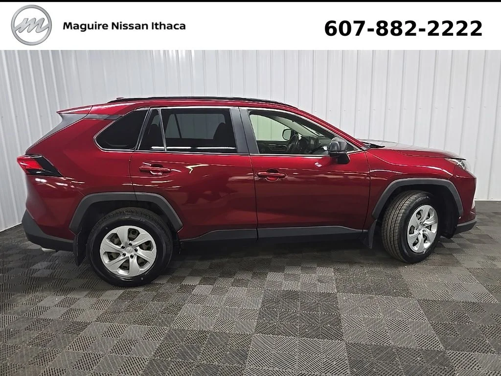 Used 2019 Red Toyota LE image 3