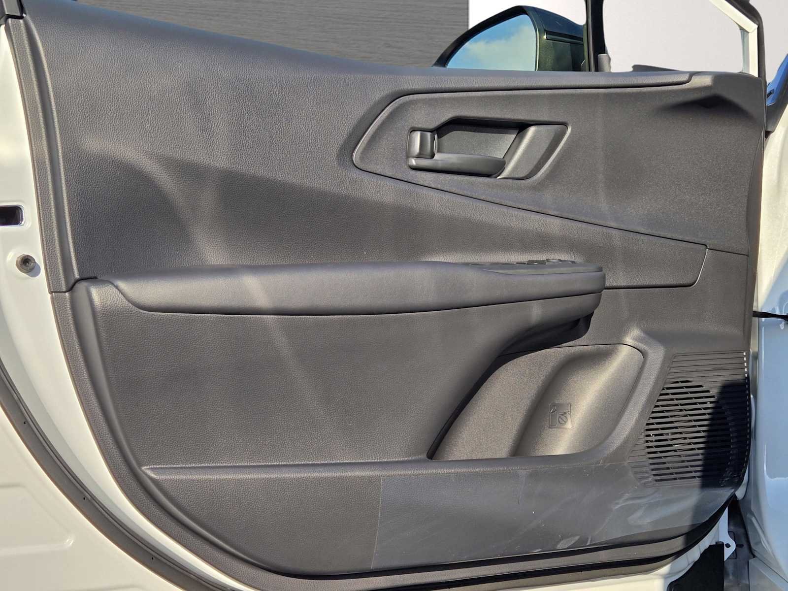 New 2026 Wind Chill Pearl Toyota SE image 18