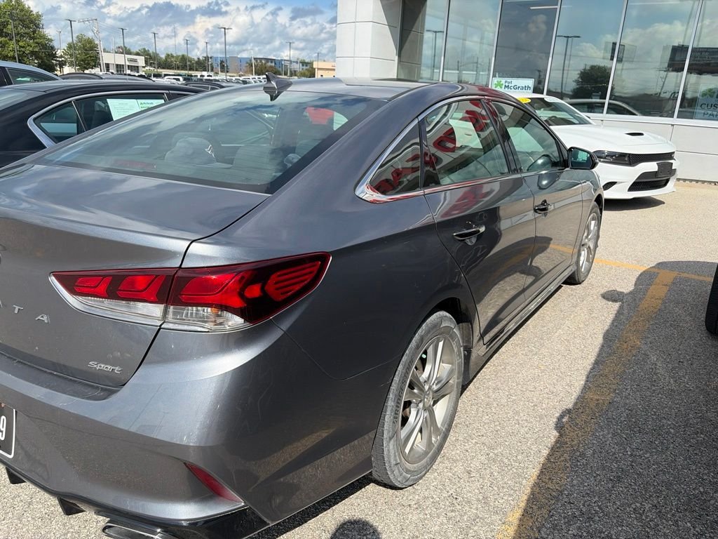 Used 2018 Hyundai Sonata Sport with VIN 5NPE34AF6JH719264 for sale in Cedar Rapids, IA