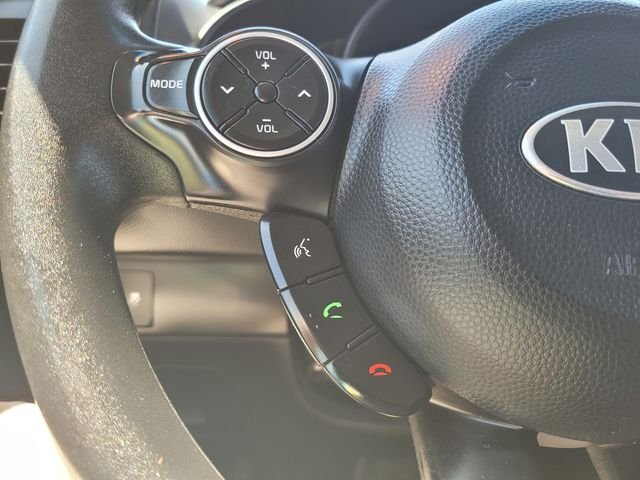 Used 2017 Silver Kia Plus image 27