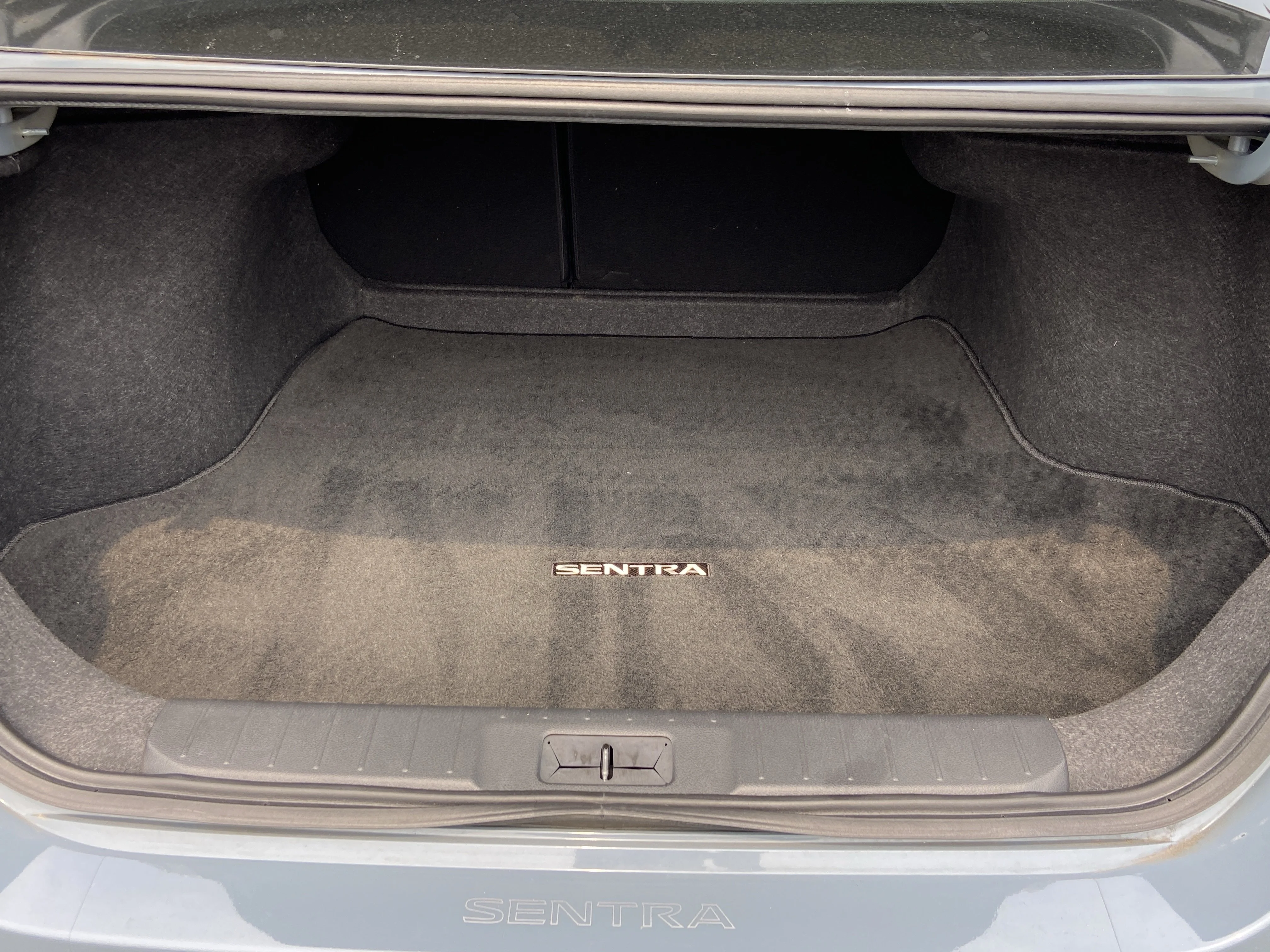 Used 2024 Atlantic Gray Metallic Nissan SV image 27