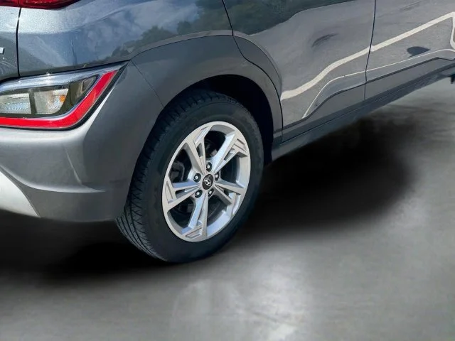 Used 2022 Gray Hyundai SEL image 16
