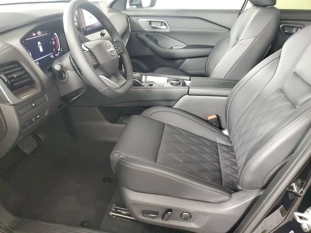 New 2026 Super Black Nissan Platinum image 14