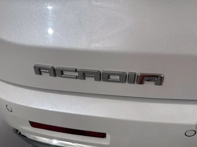 Used 2018 White GMC Denali image 8