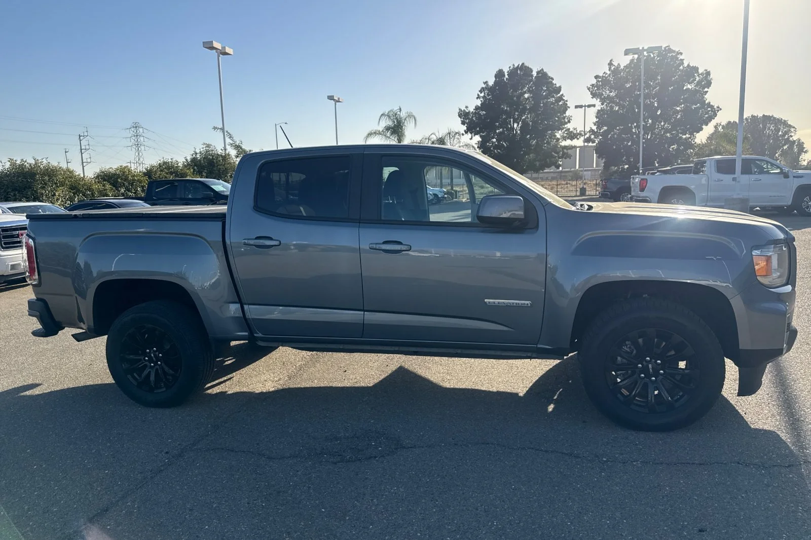 Used 2022 Gray GMC Elevation image 3