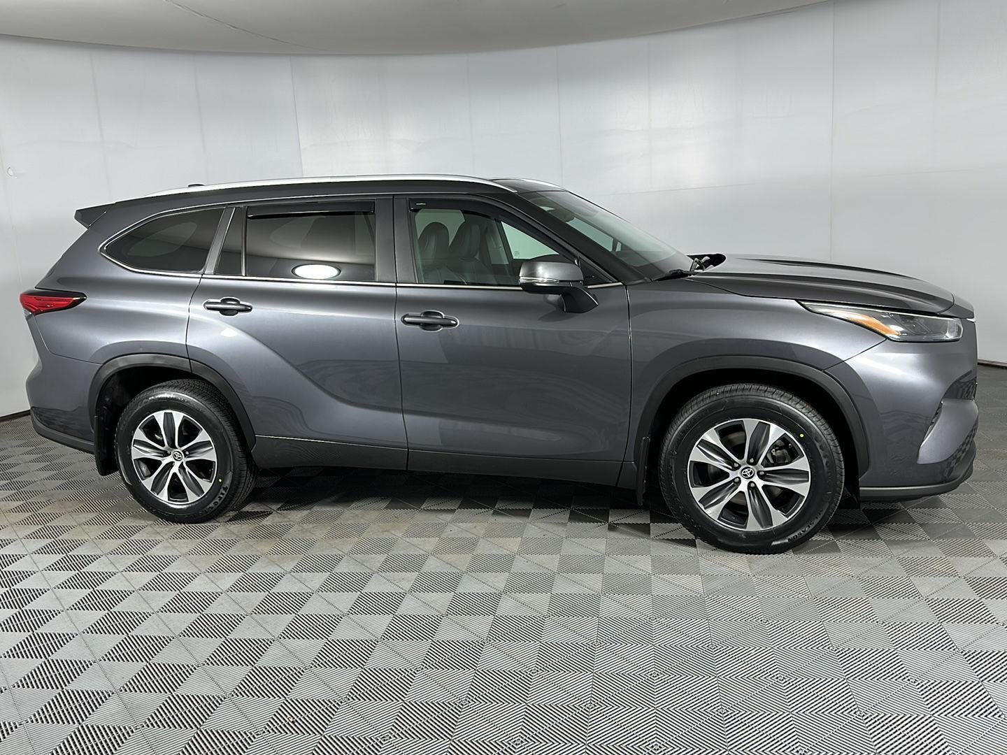 Used 2023 Magnetic Gray Metallic Toyota XLE image 8