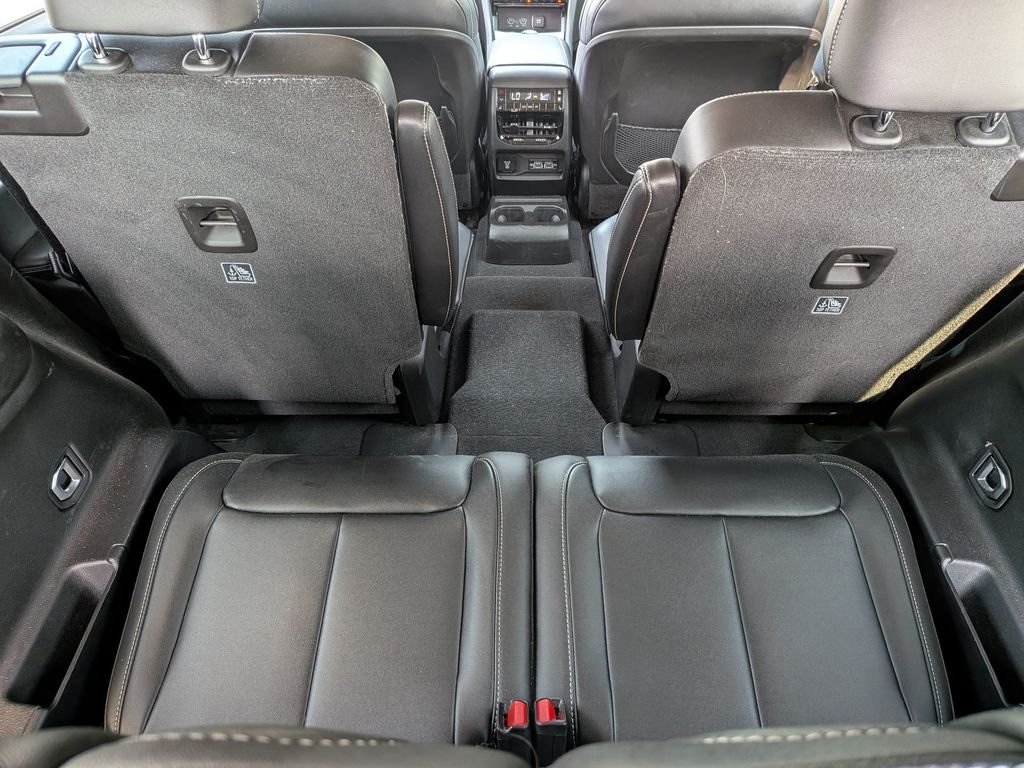 Used 2024 Black Jeep Limited image 35