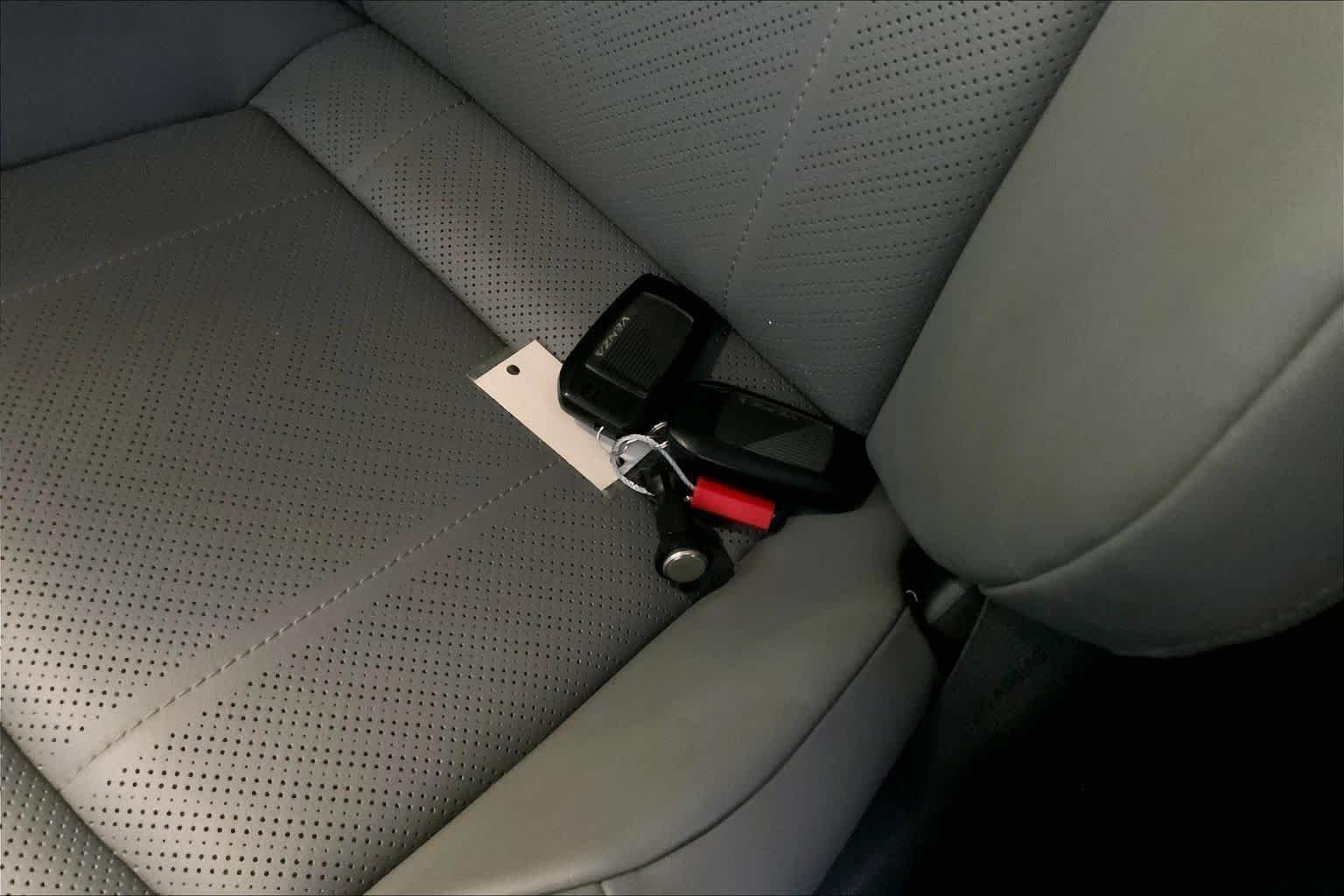 Used 2024 Titanium Glow Toyota LE image 13