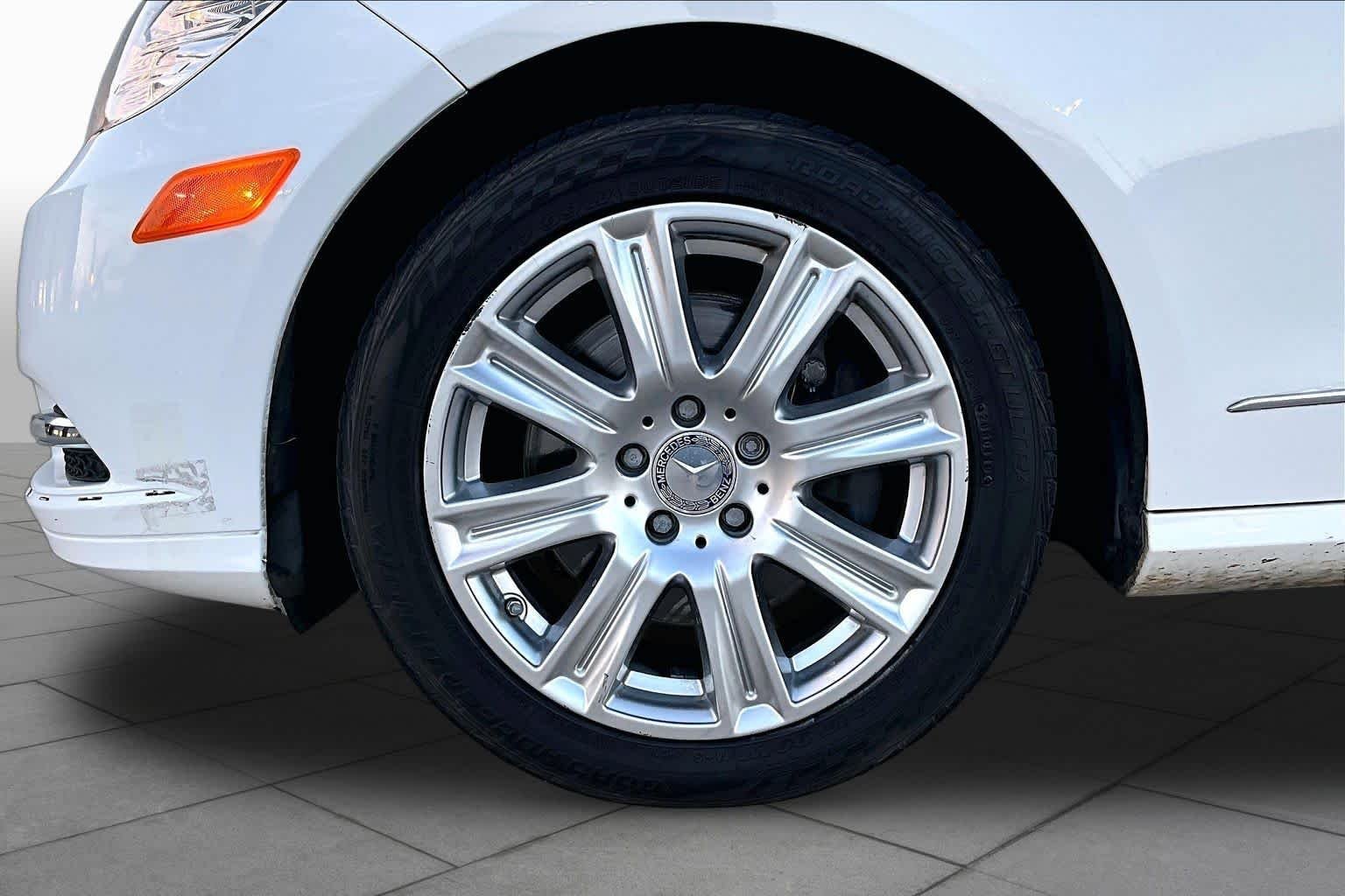 Used 2013 Polar White Mercedes-Benz E 350 Luxury image 10