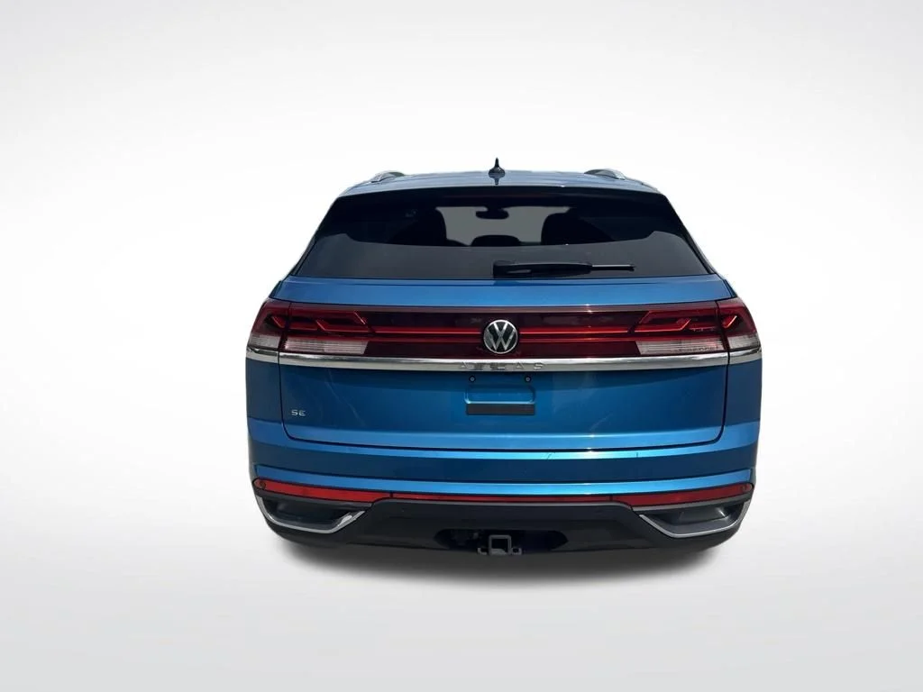 Used 2024 Kingfisher Blue Volkswagen 2.0T SE w/Technology image 7