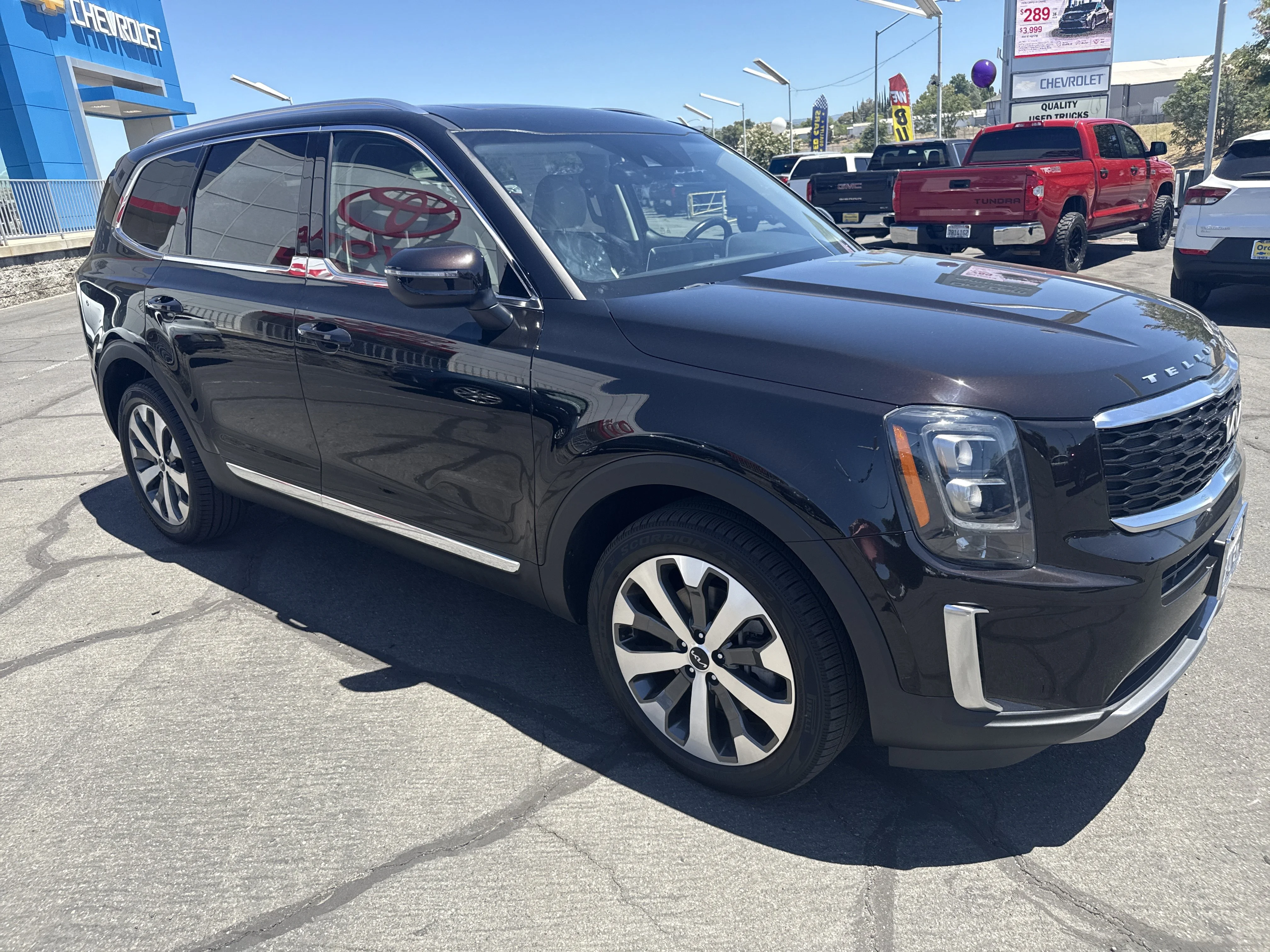 Used 2022 Black Copper Kia EX image 9