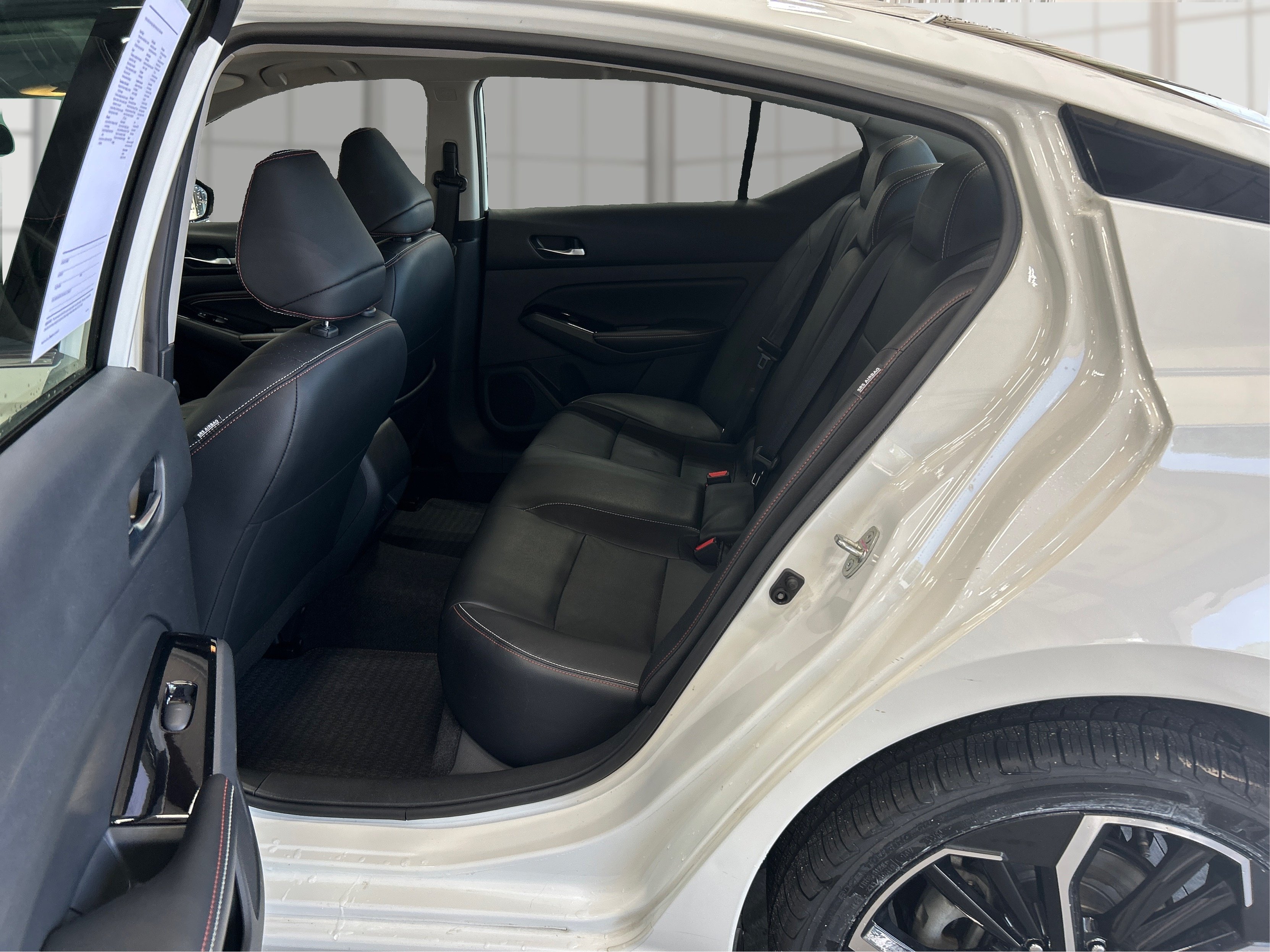 Used 2023 White Nissan 2.5 SR image 10