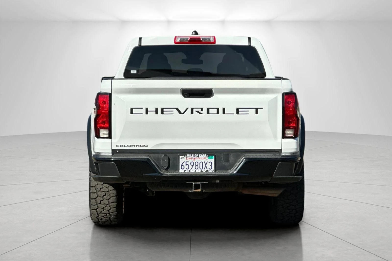 Used 2023 Summit White Chevrolet Trail Boss image 4