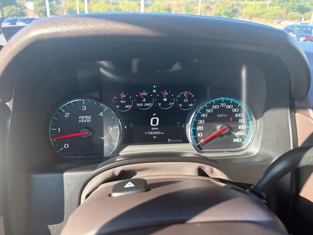 Used 2016 SUMMIT WHITE Chevrolet LTZ image 26