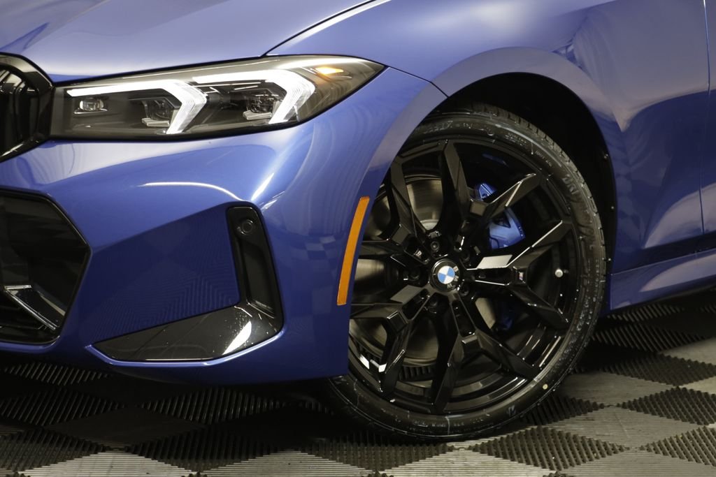 New 2026 Portimao Blue Metallic BMW 330i xDrive image 4