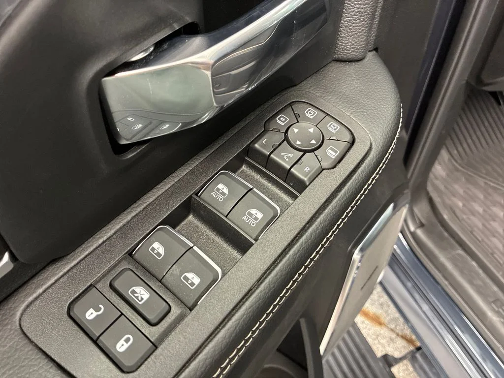 New 2026 Forged Blue Metallic Exterior Paint Ram Laramie image 22