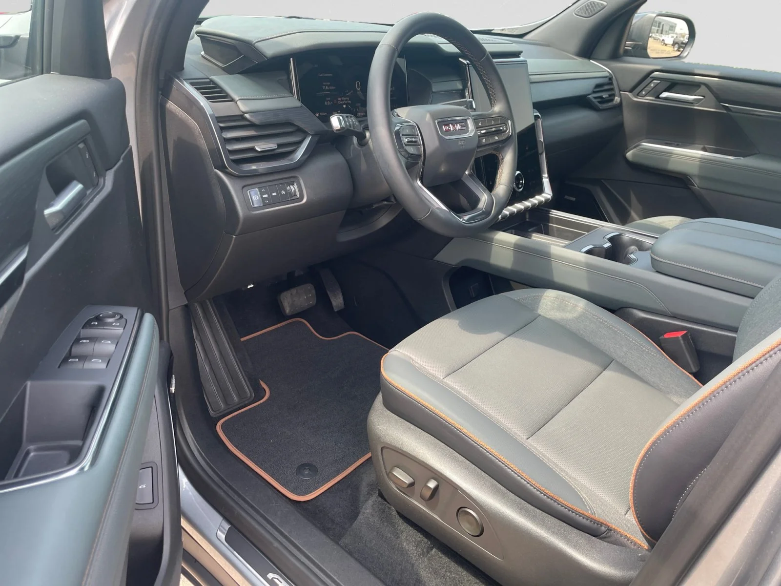 Used 2026 Silver GMC AT4 AWD Leather 7 Passenger image 10