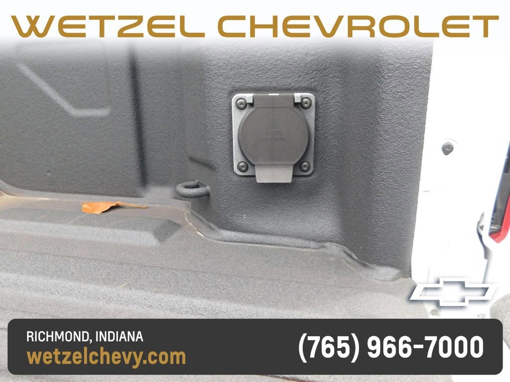 2025 Chevrolet Silverado 2500HD LT - Photo 9