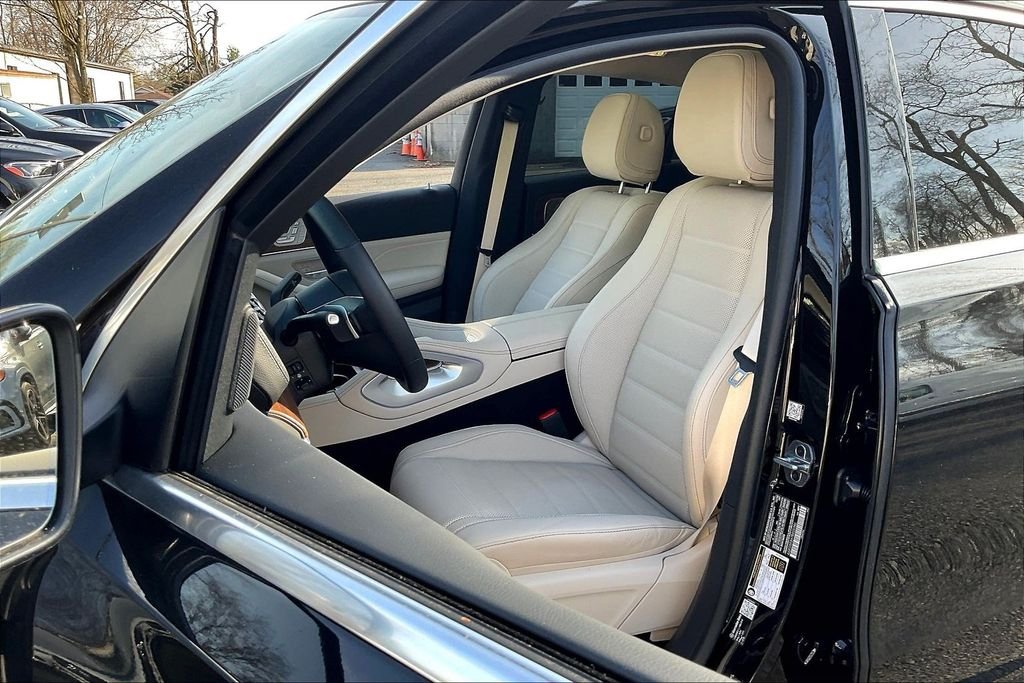Certified Used 2026 Black Mercedes-Benz GLE 450 Coupe image 17