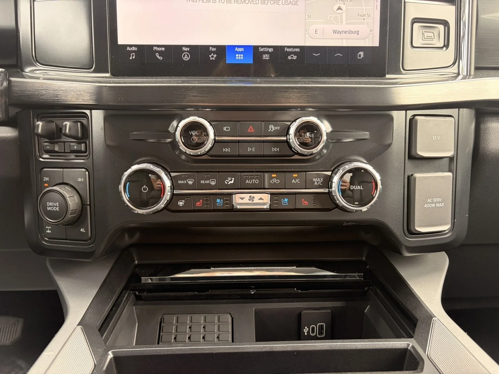 New 2027 Race Red Ford F-350® Lariat® image 21