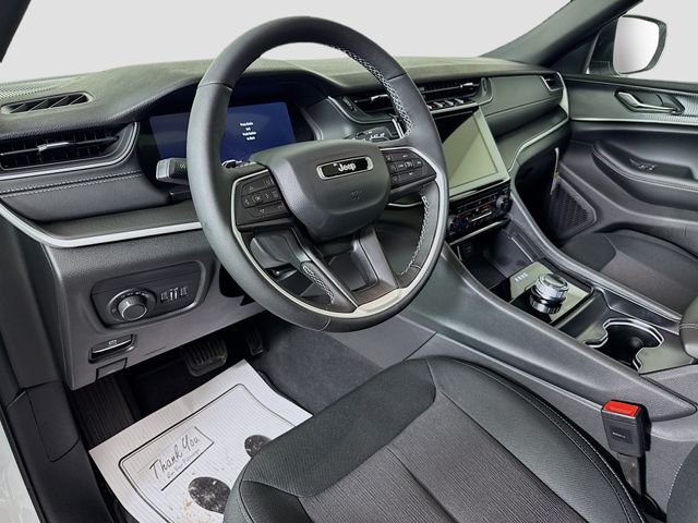 New 2026 Bright White Clearcoat Jeep Laredo image 9