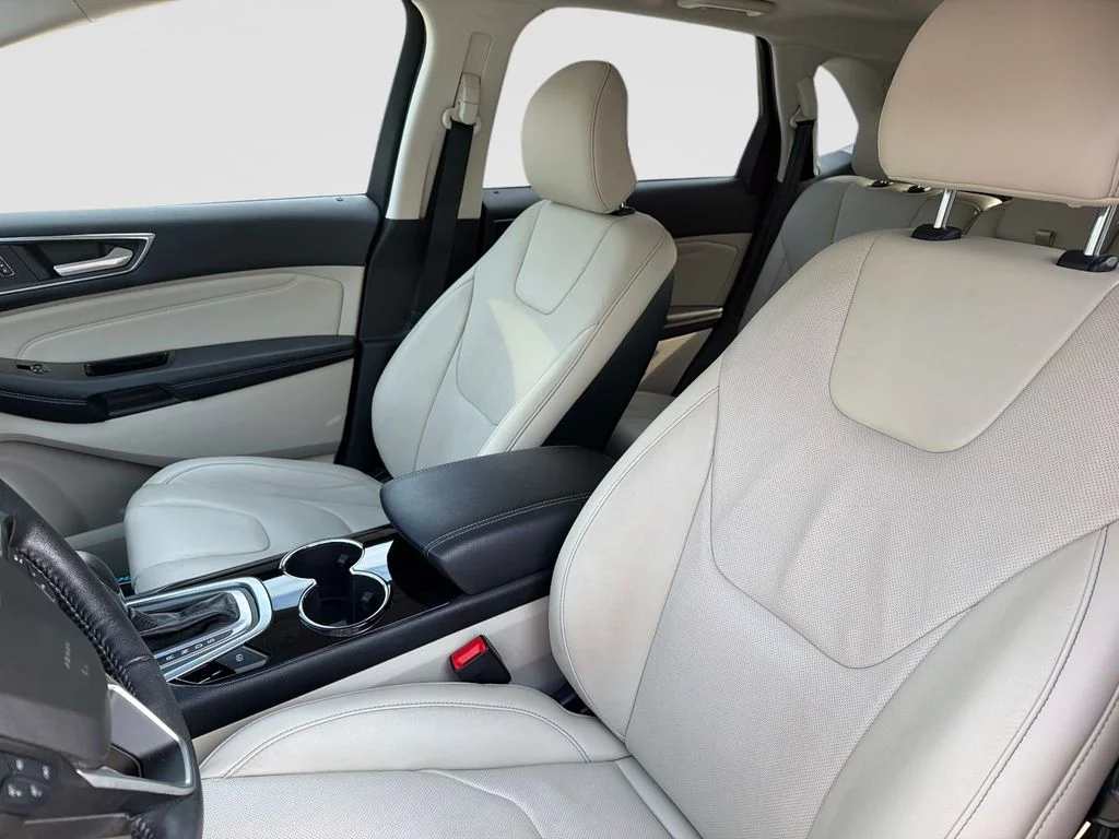Used 2016 White Ford Titanium image 21