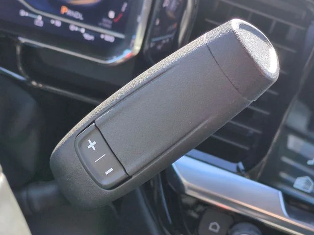 Used 2024 White Chevrolet RST image 20