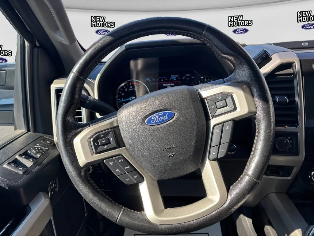 Used 2020 White Metallic Ford Lariat image 13