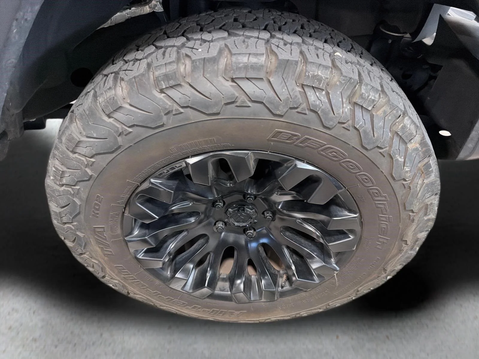 Used 2020 Sting-Gray Clearcoat Jeep Sport S image 18