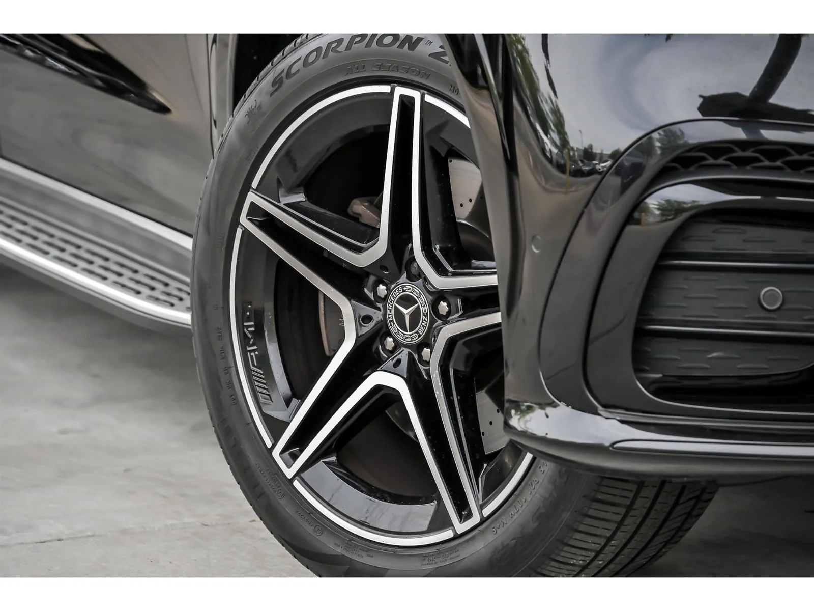 Certified Used 2024 Black Mercedes-Benz GLS 450 image 3