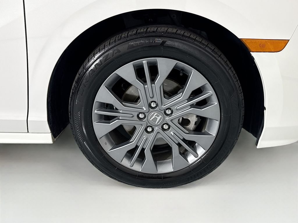 2025 Honda Odyssey Touring - Photo 30