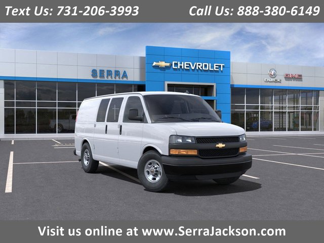 2025 Chevrolet Express Cargo WT