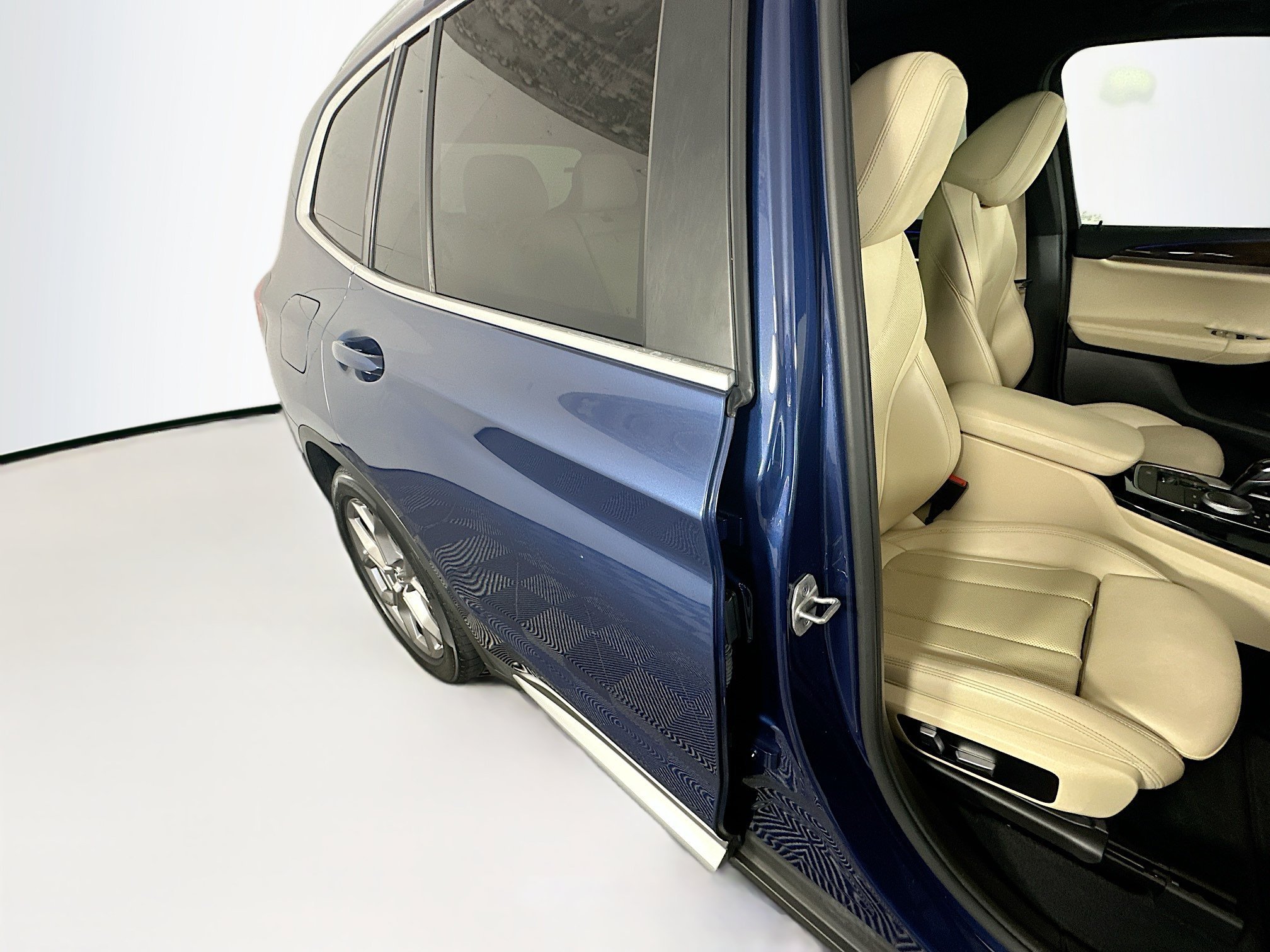 Used 2022 Phytonic Blue Metallic BMW xDrive30i image 28