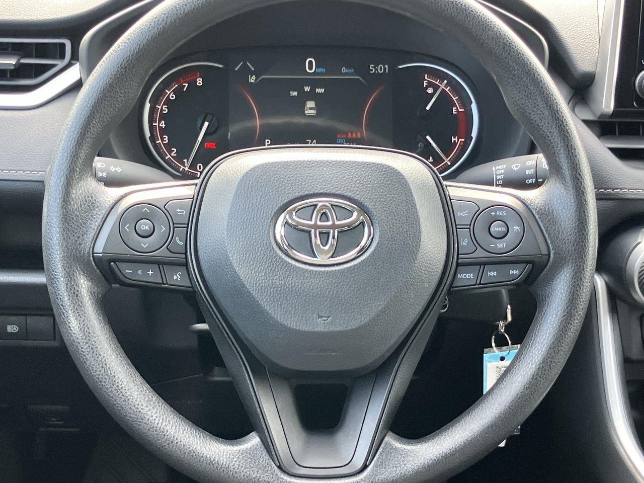 Used 2025 White (Ice Cap) Toyota LE image 18