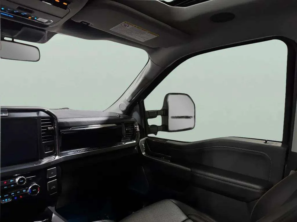 2025 Ford F-250 Super Duty Lariat - Photo 11