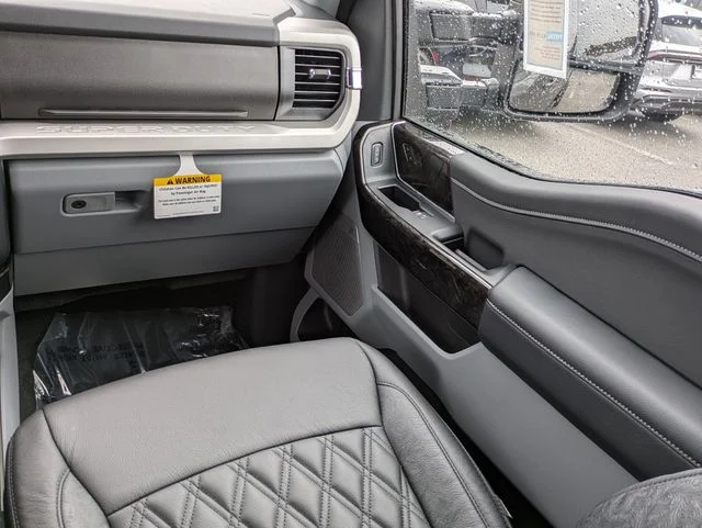 New 2026 Carbonized Gray Metallic Ford F-250® XLT image 17