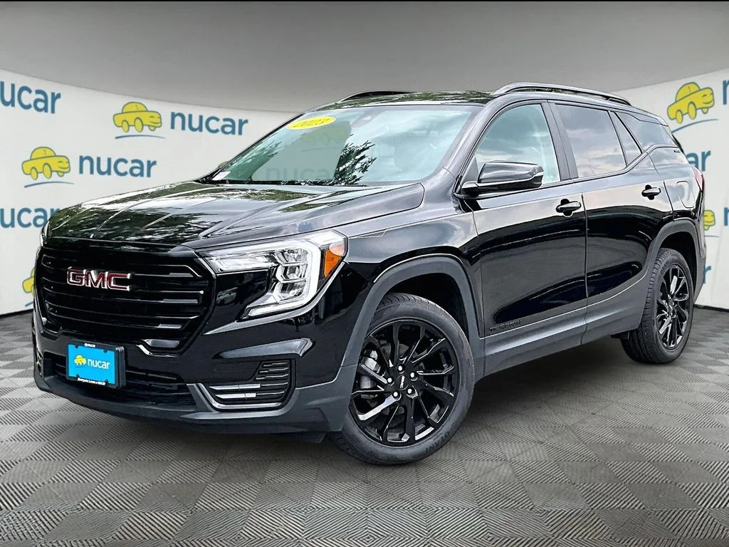 Used 2023 Ebony Twilight Metallic GMC SLE image 3