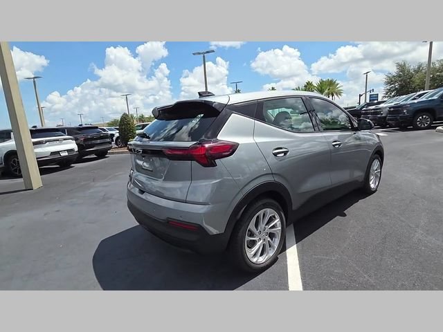 2027 Chevrolet Bolt LT - Photo 18