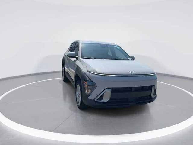 Used 2026 Gray Hyundai SE image 3