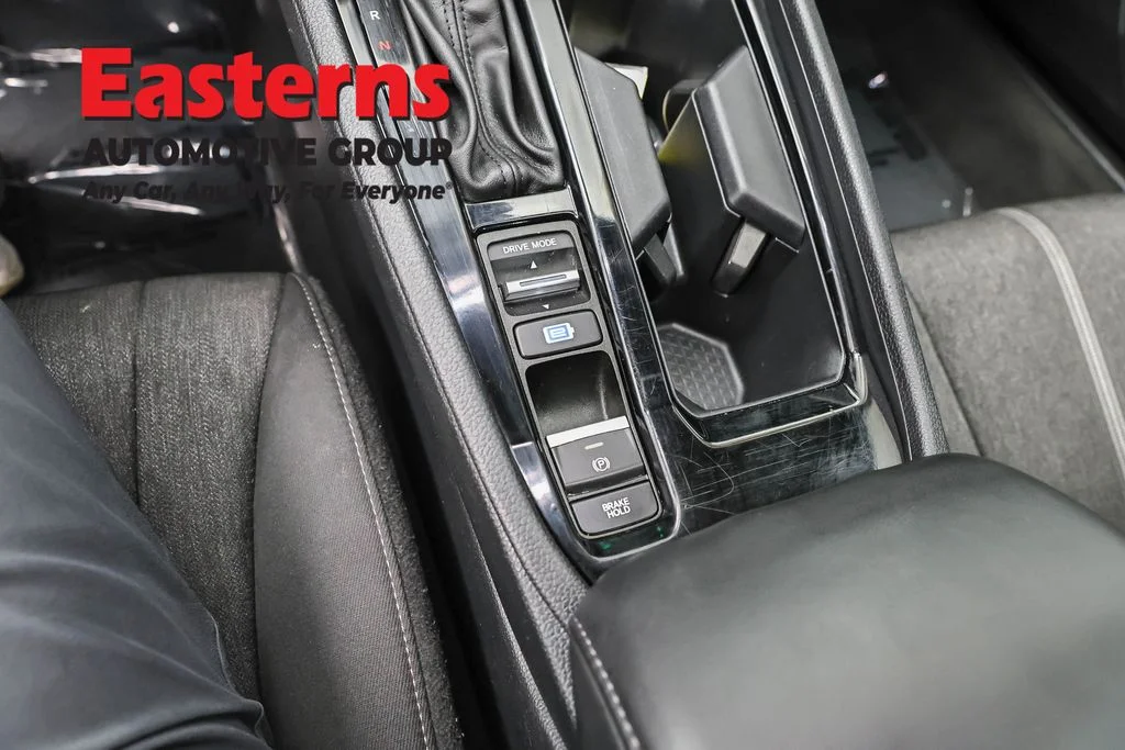 Used 2025 Gray Honda Sport image 21
