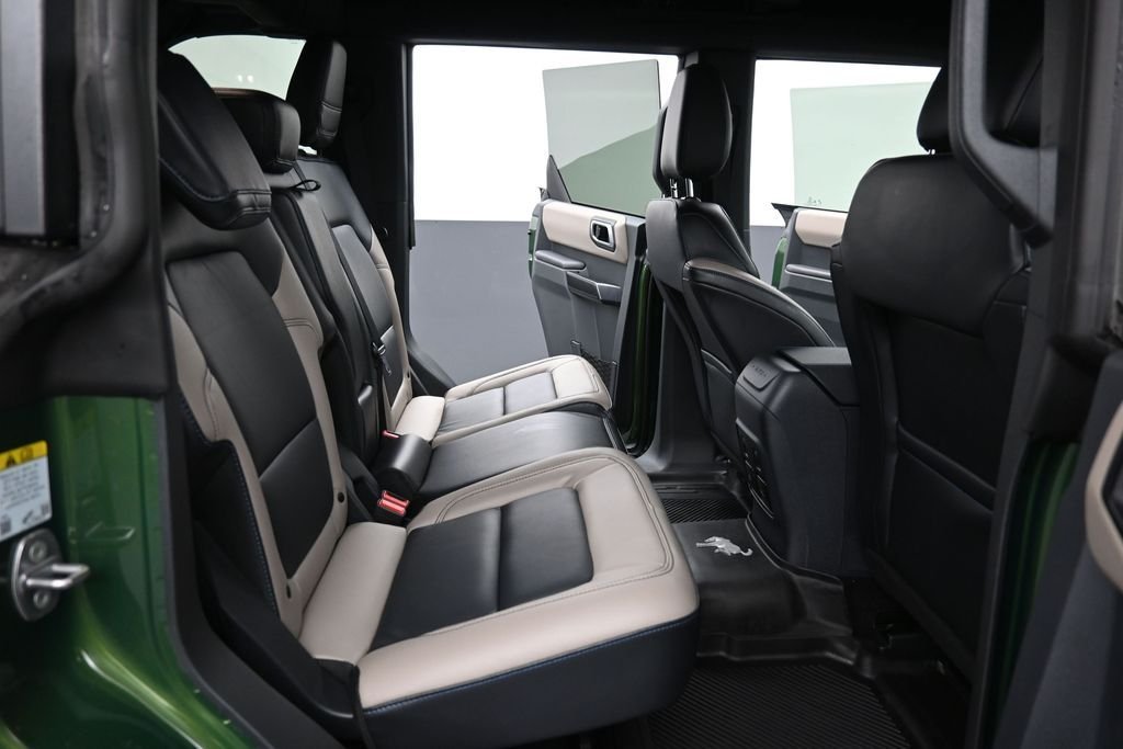 Used 2024 Green Ford Wildtrak image 10