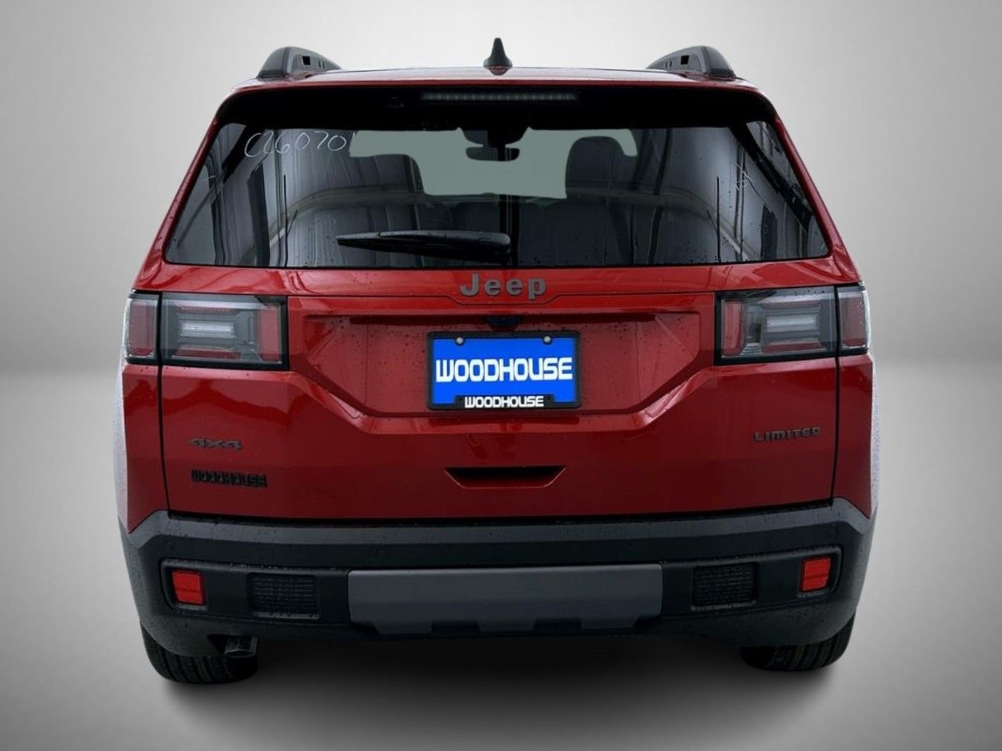 New 2026 Red Hot Pearl-Coat Exterior Paint Jeep Limited image 6