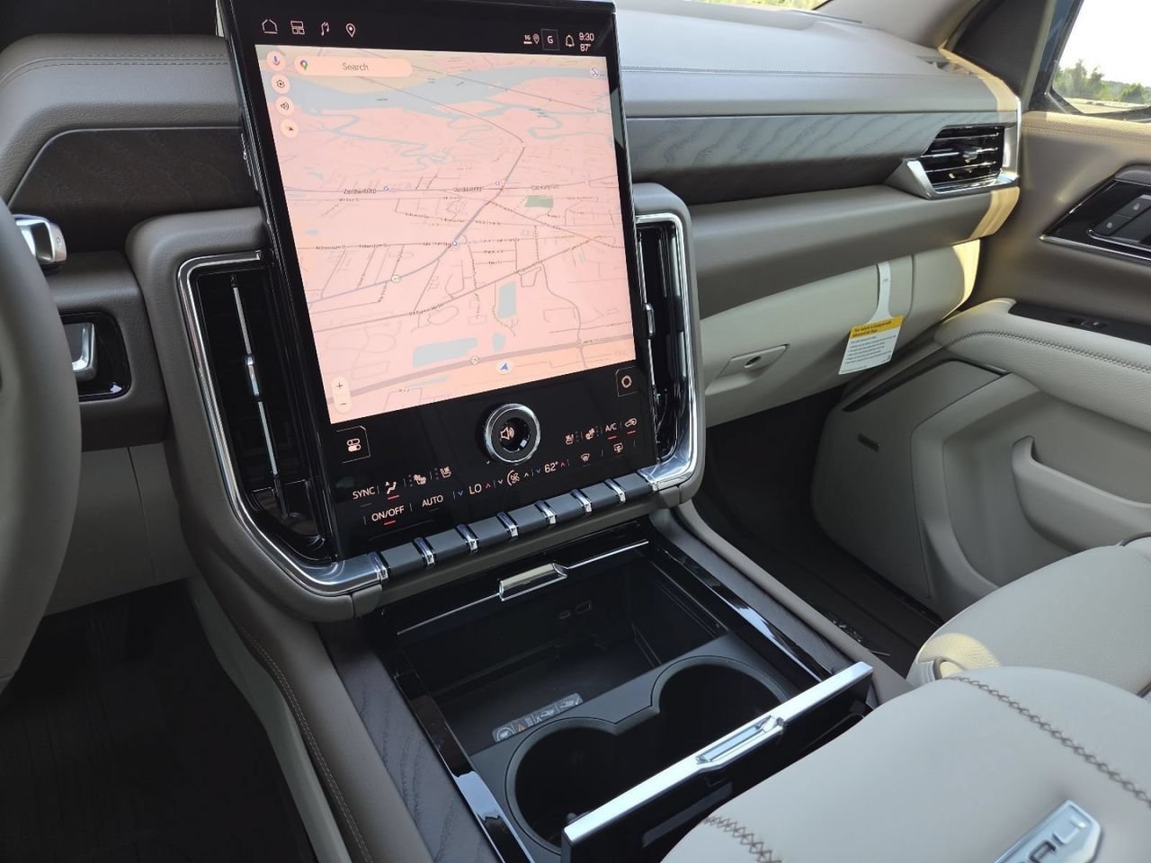 2026 GMC Yukon XL Denali - Photo 38