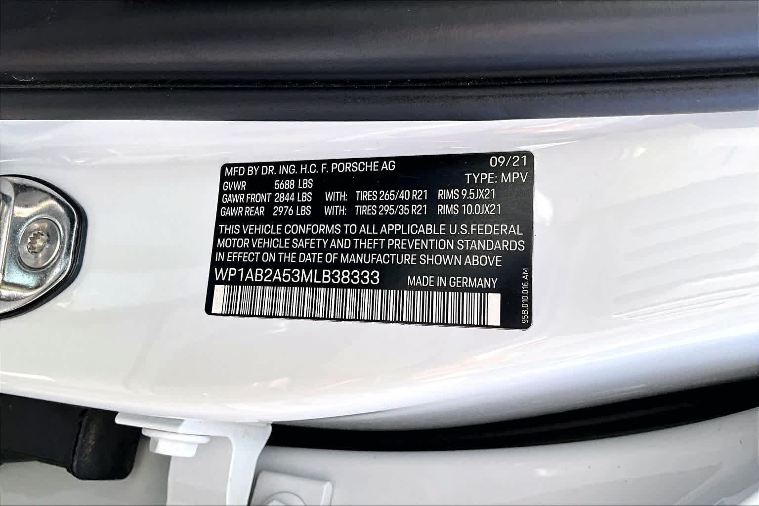 Certified Used 2021 Carrara White Metallic Porsche S image 26