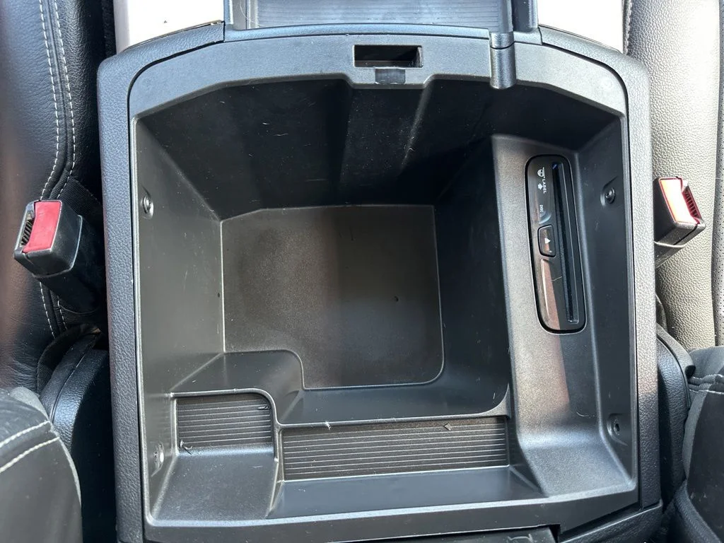 Used 2014 Red Ram Laramie image 43
